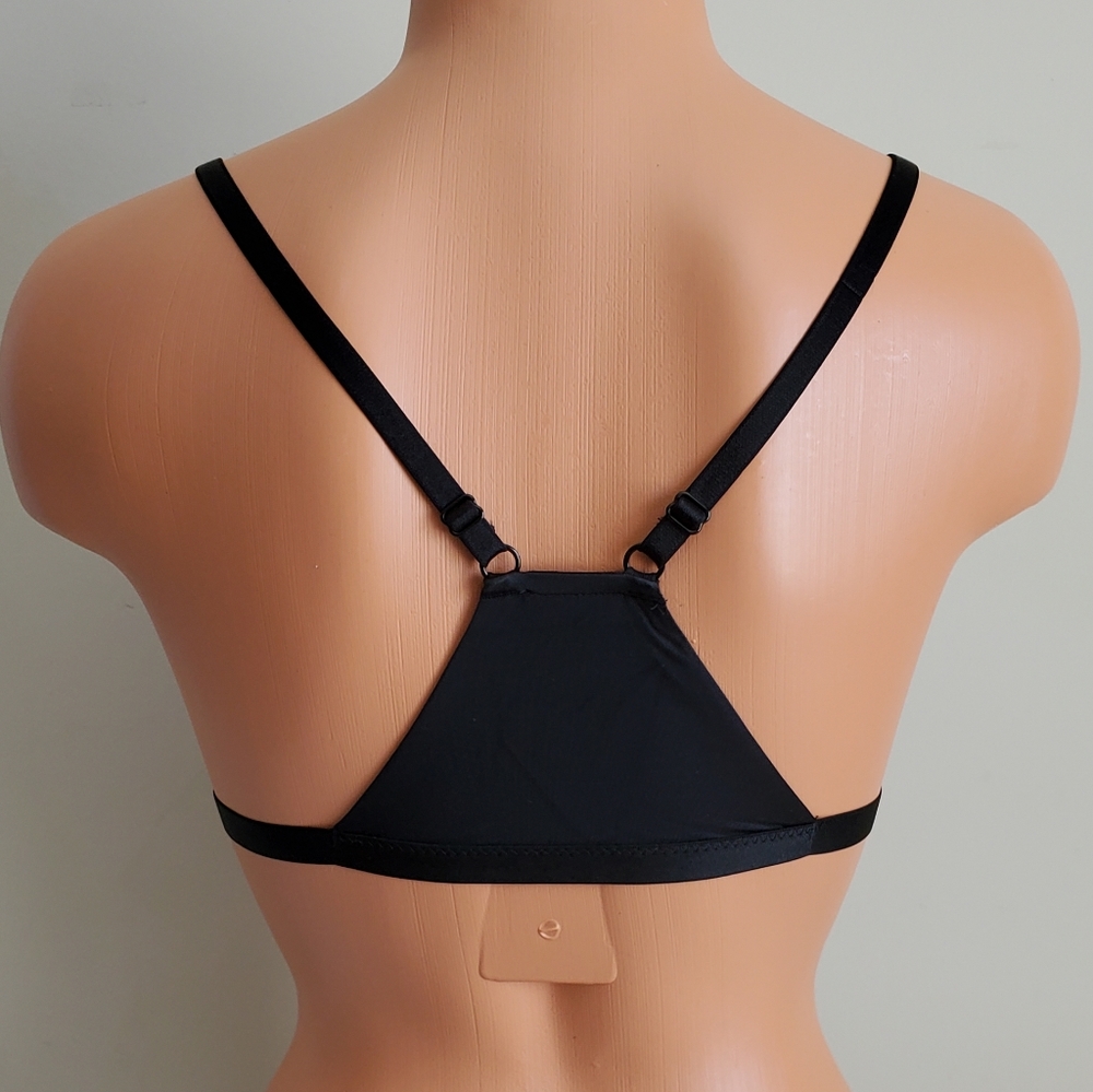 VICTORIA'S SECRET FRONT CLOSE BRALETTE SIZE S - Picture 4 of 7